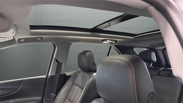 Used 2024 Chevrolet Equinox Premier image 17