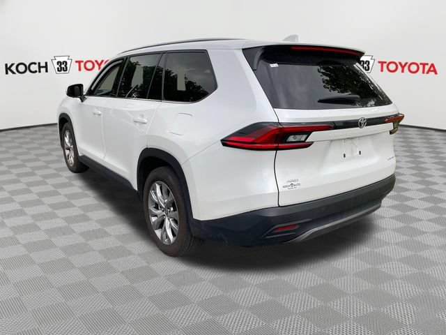 Used 2025 Toyota Grand Highlander AWD image 6