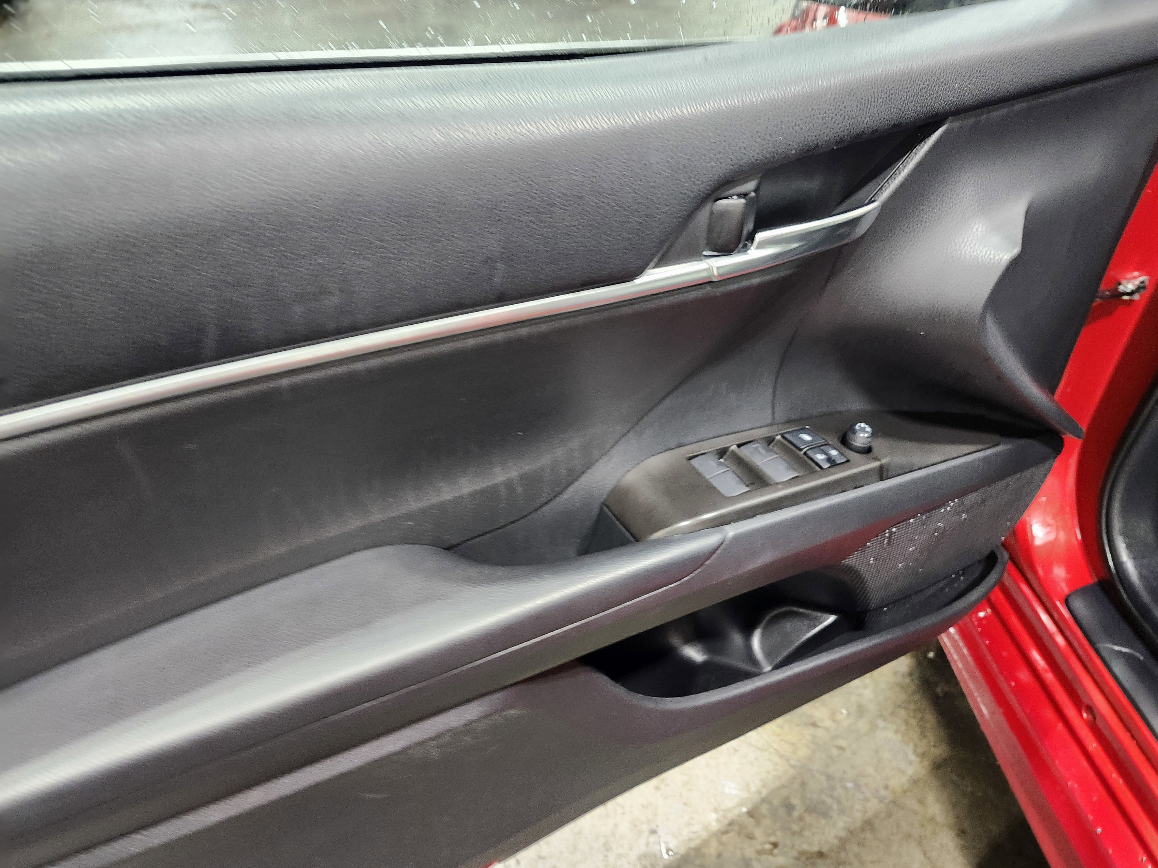 Used 2021 Toyota Camry SE image 17