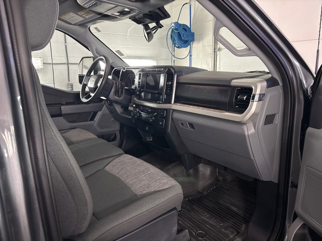 Used 2023 Ford F350 XLT w/ 360-Degree Camera Package image 31