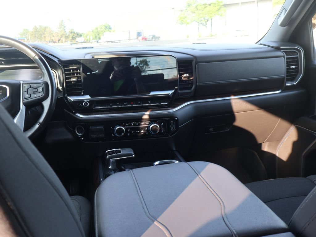 Used 2023 GMC Sierra 1500 Elevation AWD/4WD image 31