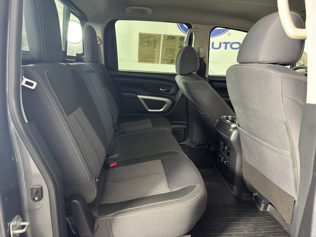 Used 2021 Nissan Titan SV w/ SV Convenience Package AWD/4WD image 37