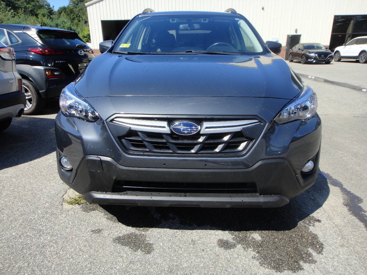 Used 2021 Subaru Crosstrek 2.0i Premium AWD/4WD image 2
