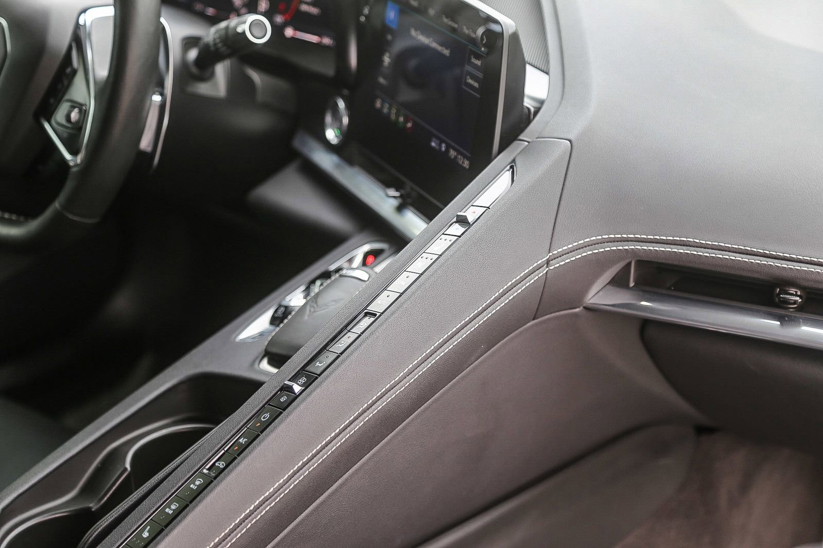 Used 2020 Chevrolet Corvette Stingray Preferred Cpe w/ 2LT Preferred Equipment Group image 11