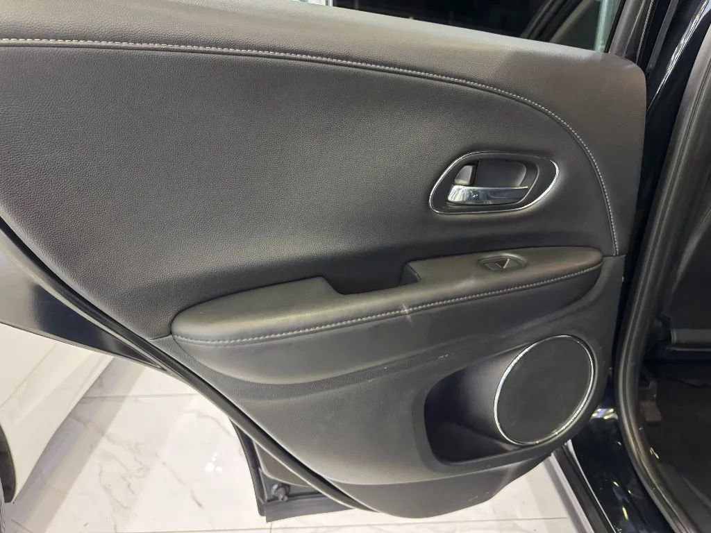 Used 2019 Honda HR-V EX-L image 23