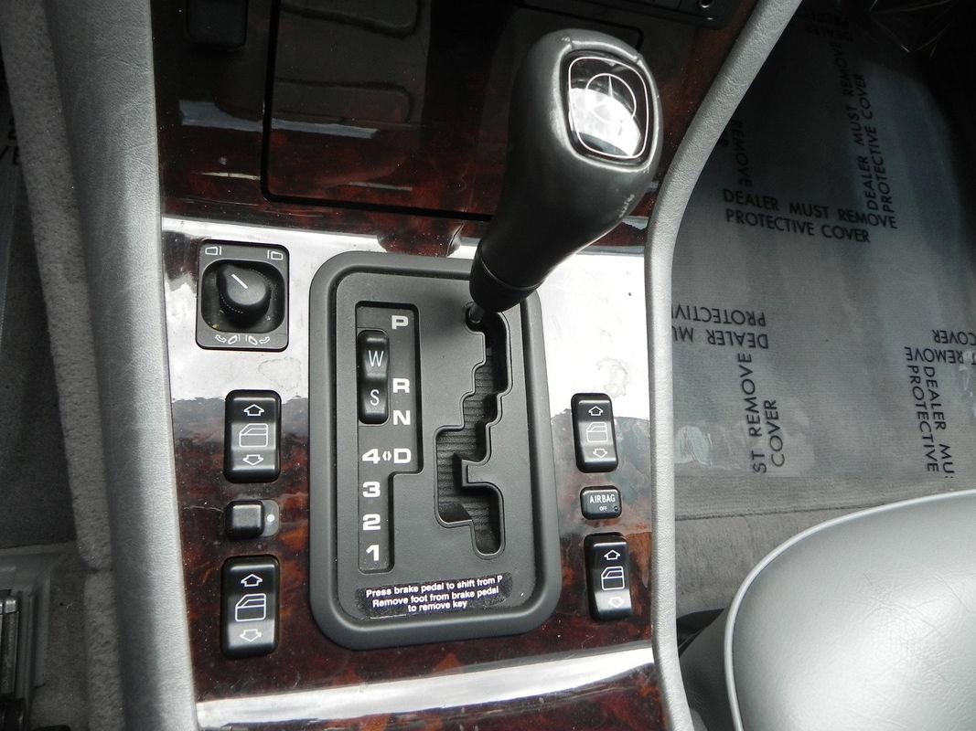 Used 1999 Mercedes-Benz S 420 image 12