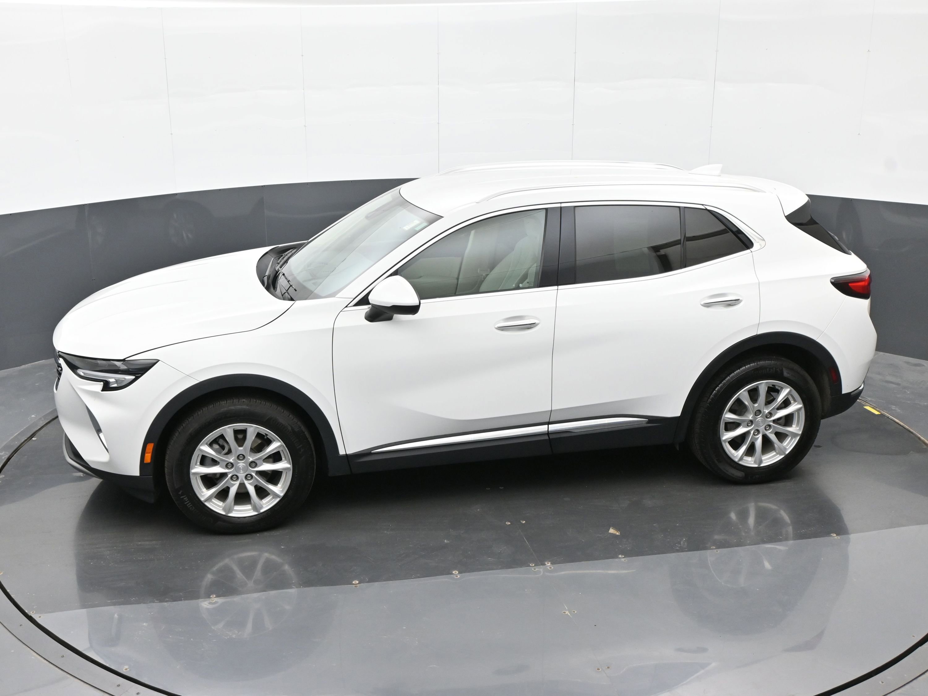 Used 2021 Buick Envision Preferred FWD image 33