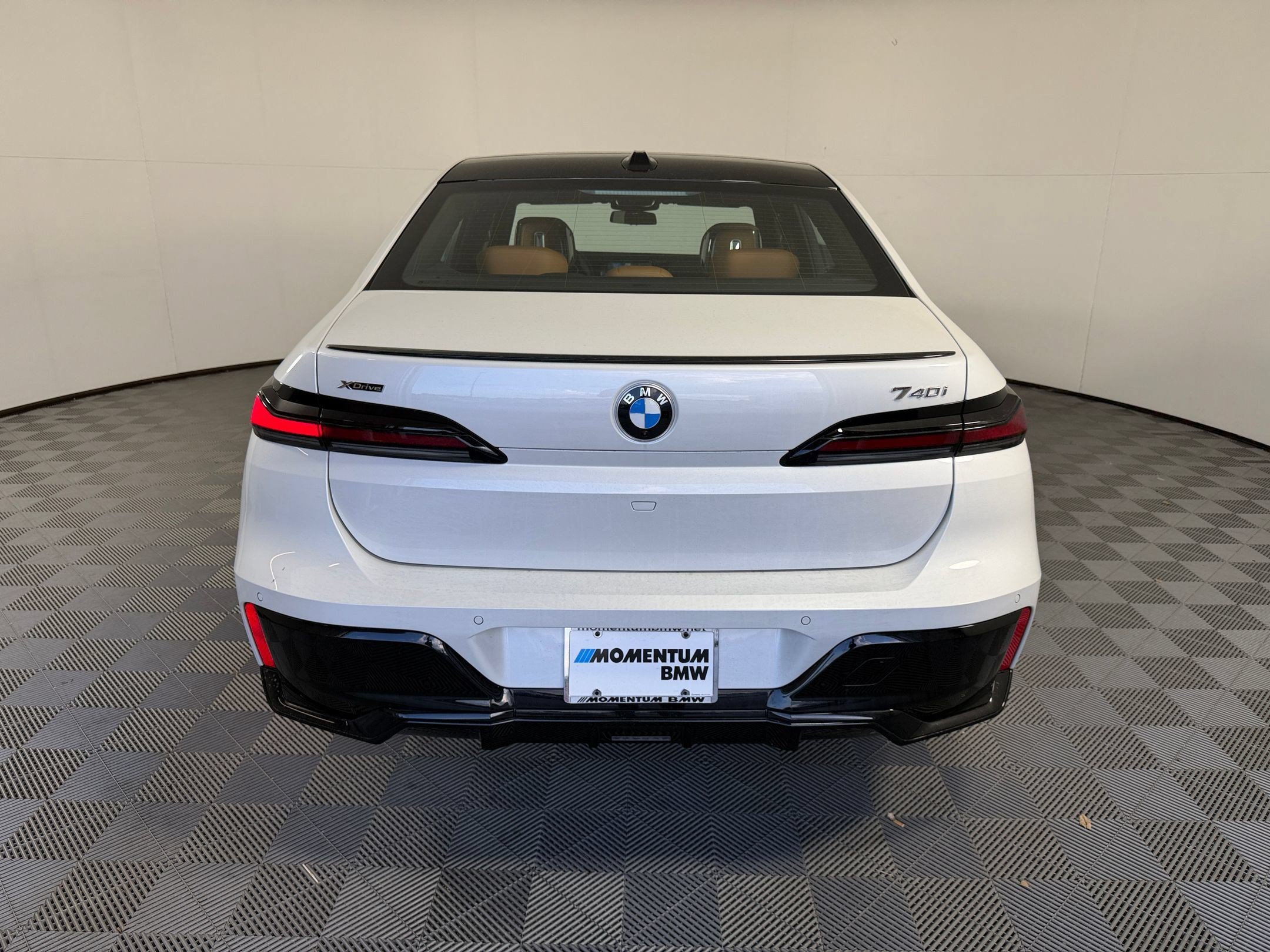 Used 2026 BMW 740i xDrive AWD/4WD image 10