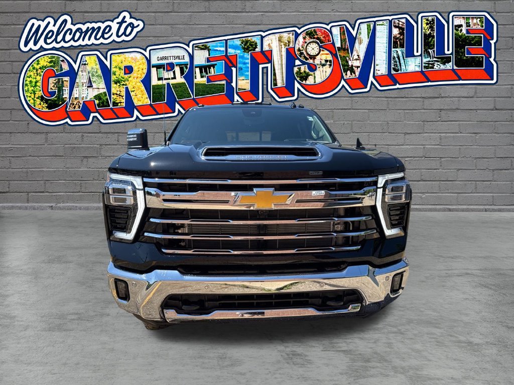 New 2026 Chevrolet Silverado 2500 LTZ w/ LTZ Premium Package AWD/4WD image 3