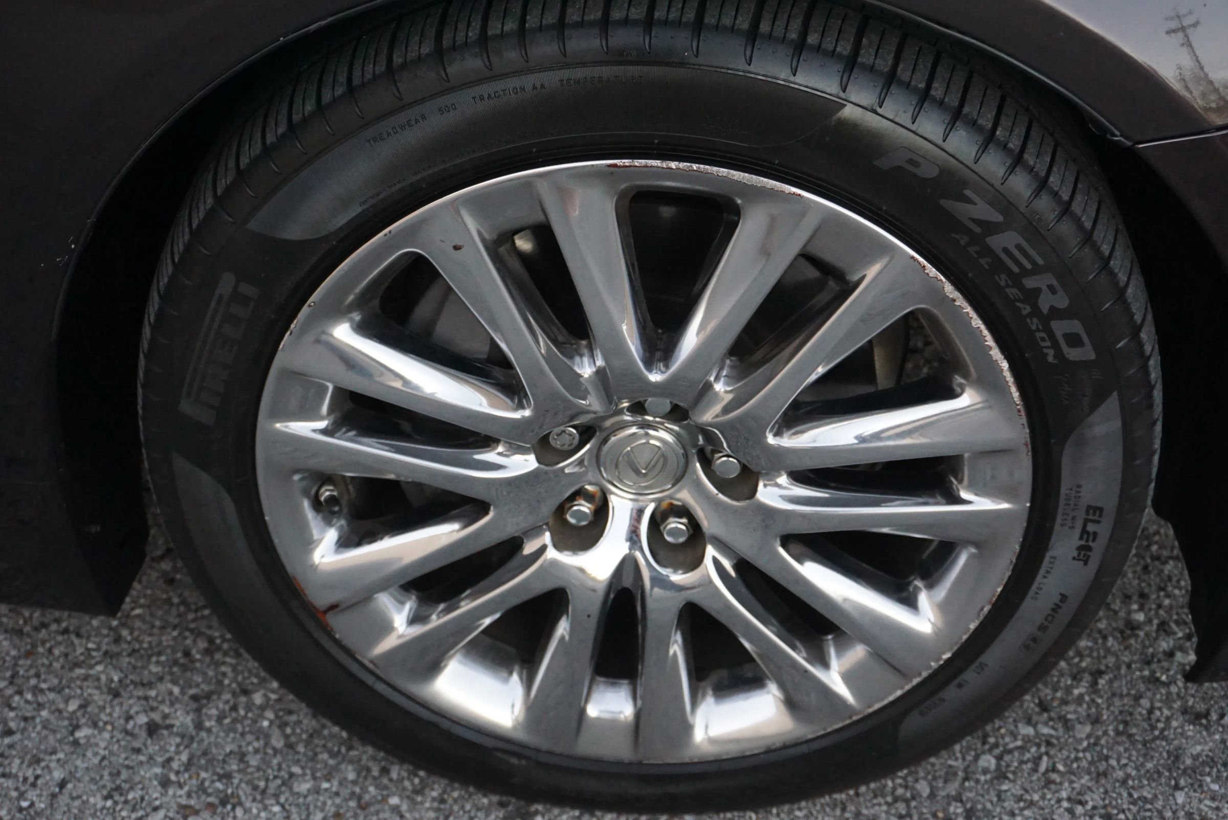 Used 2015 Lexus LS 460 image 14