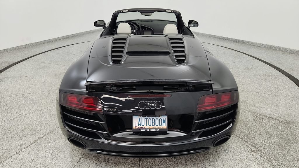 Used 2011 Audi R8 V10 w/ Enhanced Leather Pkg AWD/4WD image 44