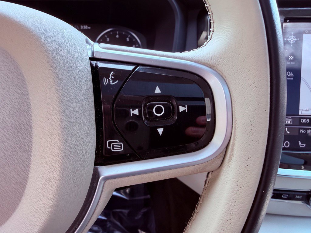 Used 2019 Volvo S60 T5 Inscription FWD image 23