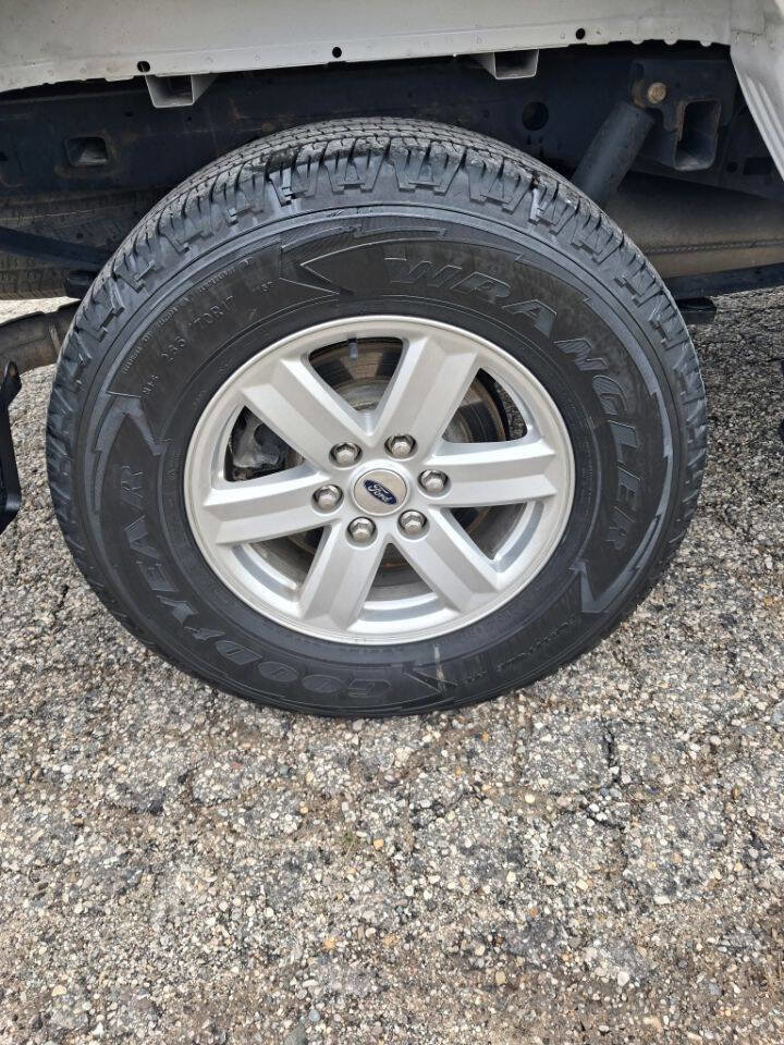 Used 2022 Ford F150 XLT w/ Equipment Group 301A Mid image 7