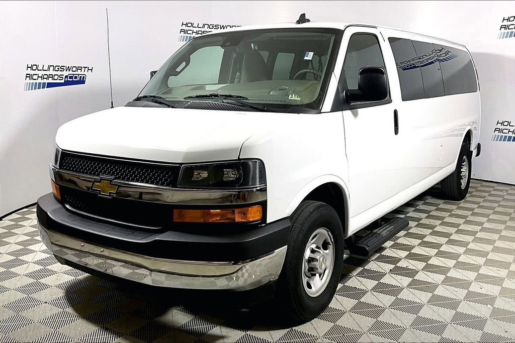 Used 2023 Chevrolet Express 3500 LT w/ LT Preferred Equipment Group RWD image 1
