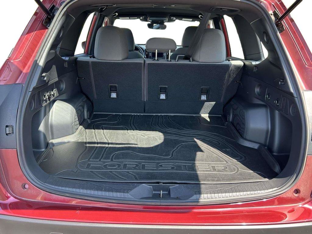 Certified 2025 Subaru Forester w/ Convenience Package #1 AWD/4WD image 8