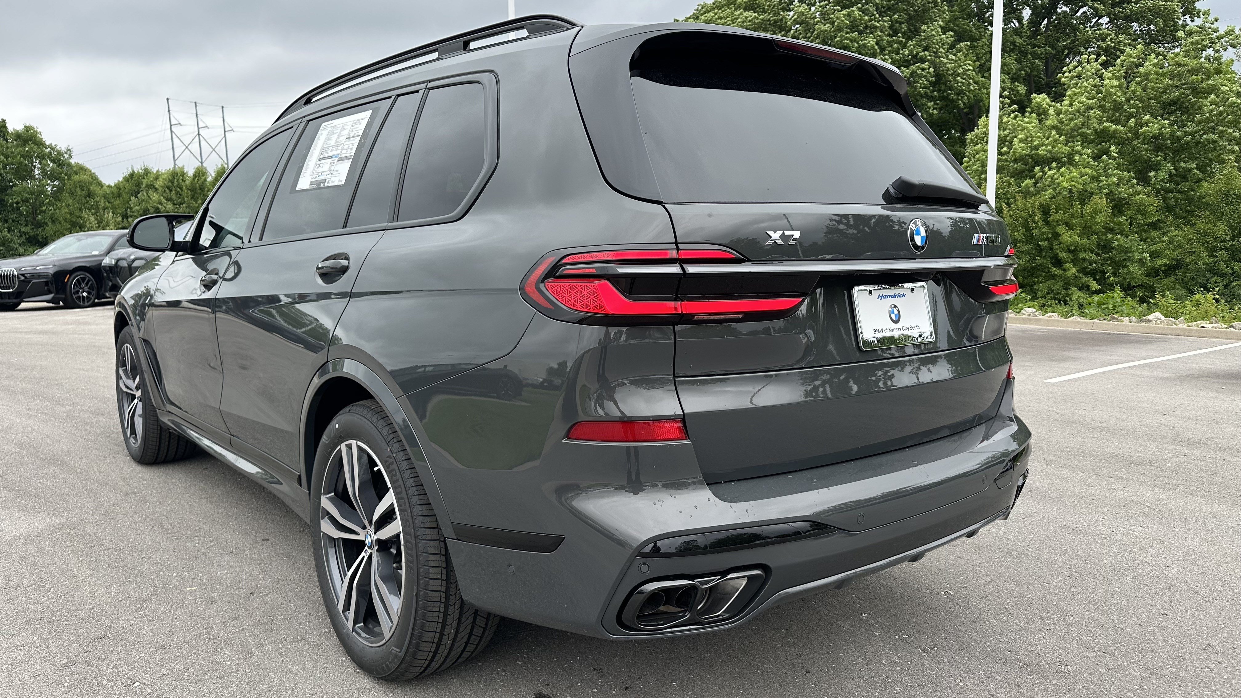 Used 2026 BMW X7 M60i AWD/4WD image 8