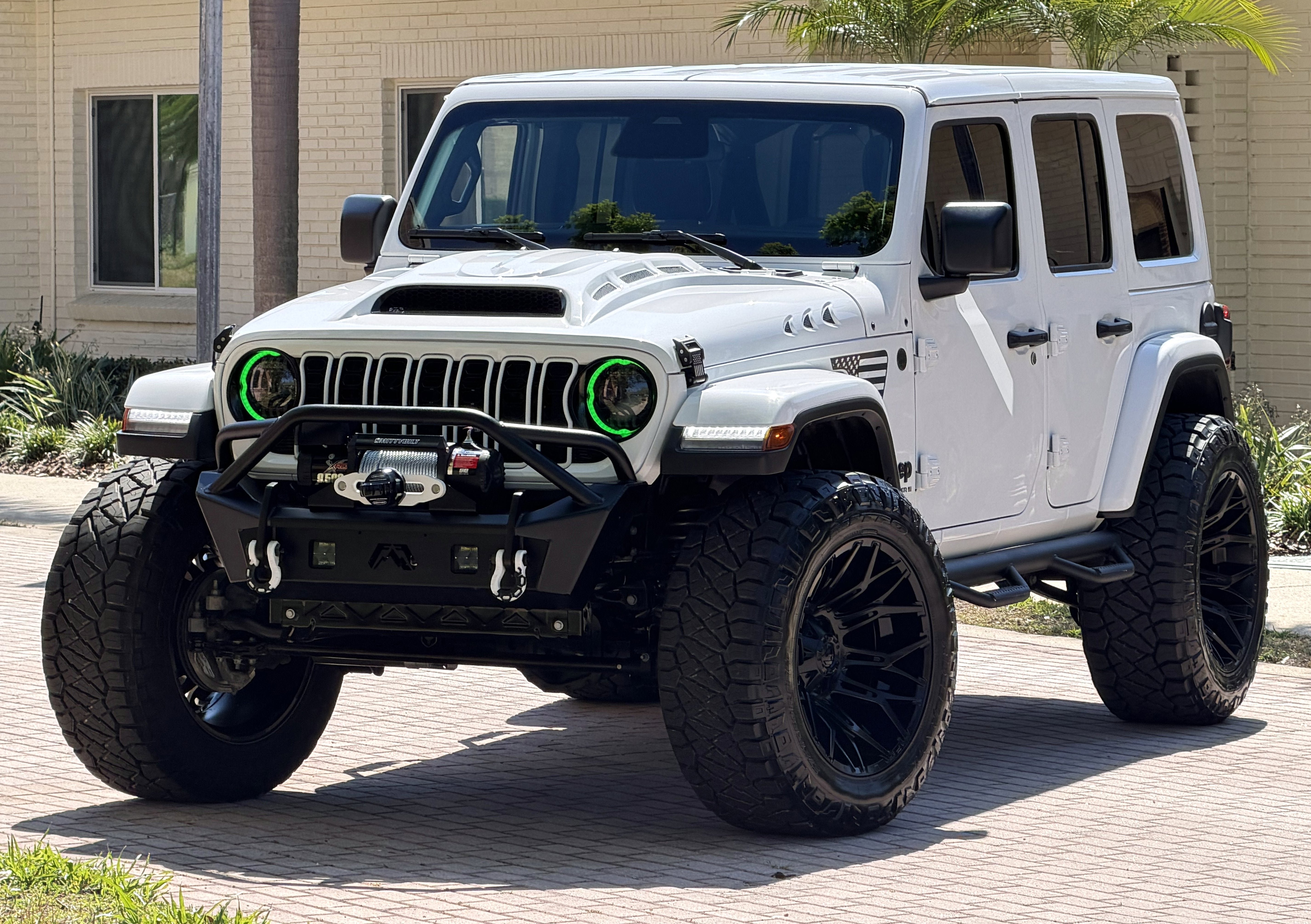Used 2026 Jeep Wrangler Sahara AWD/4WD image 46