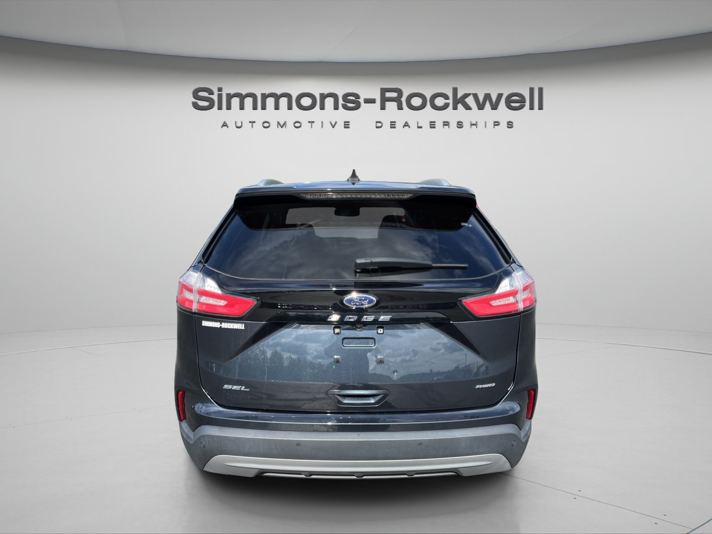 Used 2024 Ford Edge SEL w/ Convenience Package AWD/4WD image 4