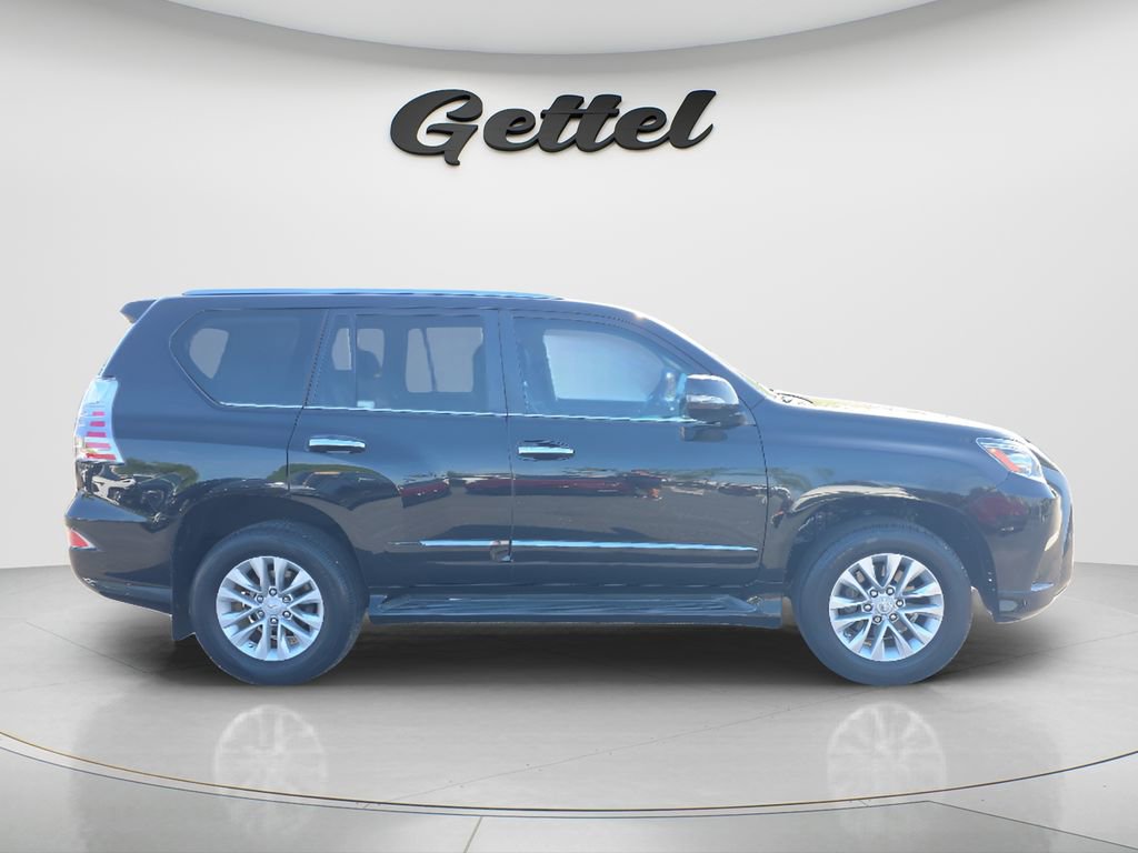 Used 2016 Lexus GX 460 w/ Premium Package image 3