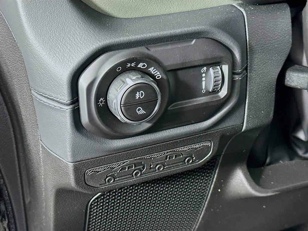 New 2026 Jeep Gladiator Mojave AWD/4WD image 15