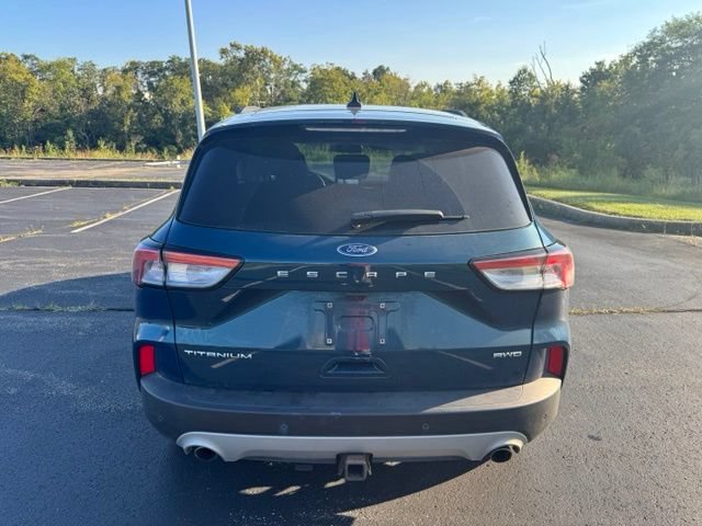 Used 2020 Ford Escape Titanium AWD/4WD image 4