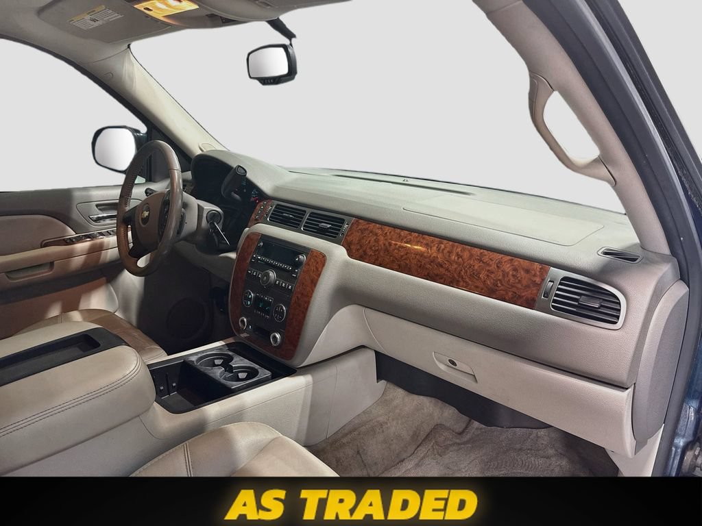 Used 2007 Chevrolet Suburban LT w/ LT Preferred Equipment Group AWD/4WD image 28
