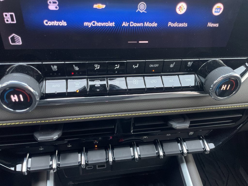 Used 2024 Chevrolet Colorado ZR2 w/ ZR2 Convenience Package III image 34