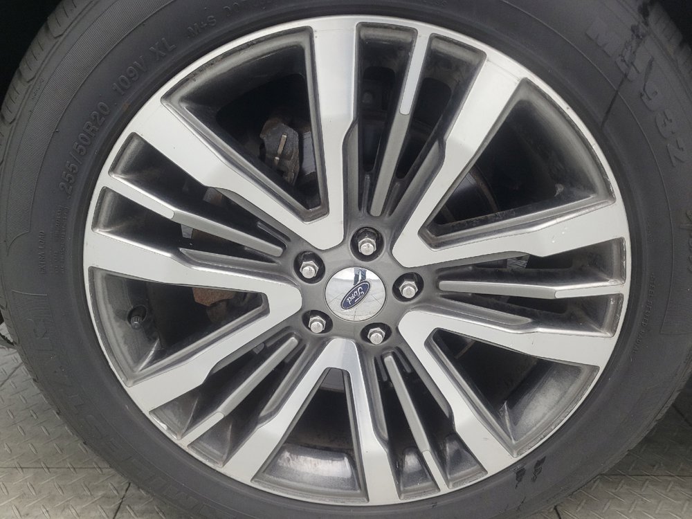 Used 2017 Ford Explorer Platinum AWD/4WD image 31