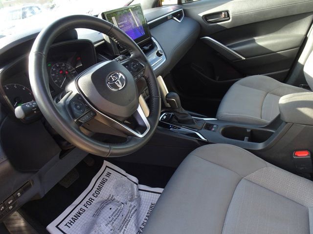 Used 2024 Toyota Corolla Cross AWD Hybrid image 13