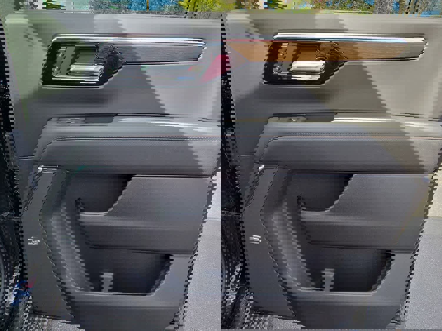 New 2026 Chevrolet Suburban High Country image 44