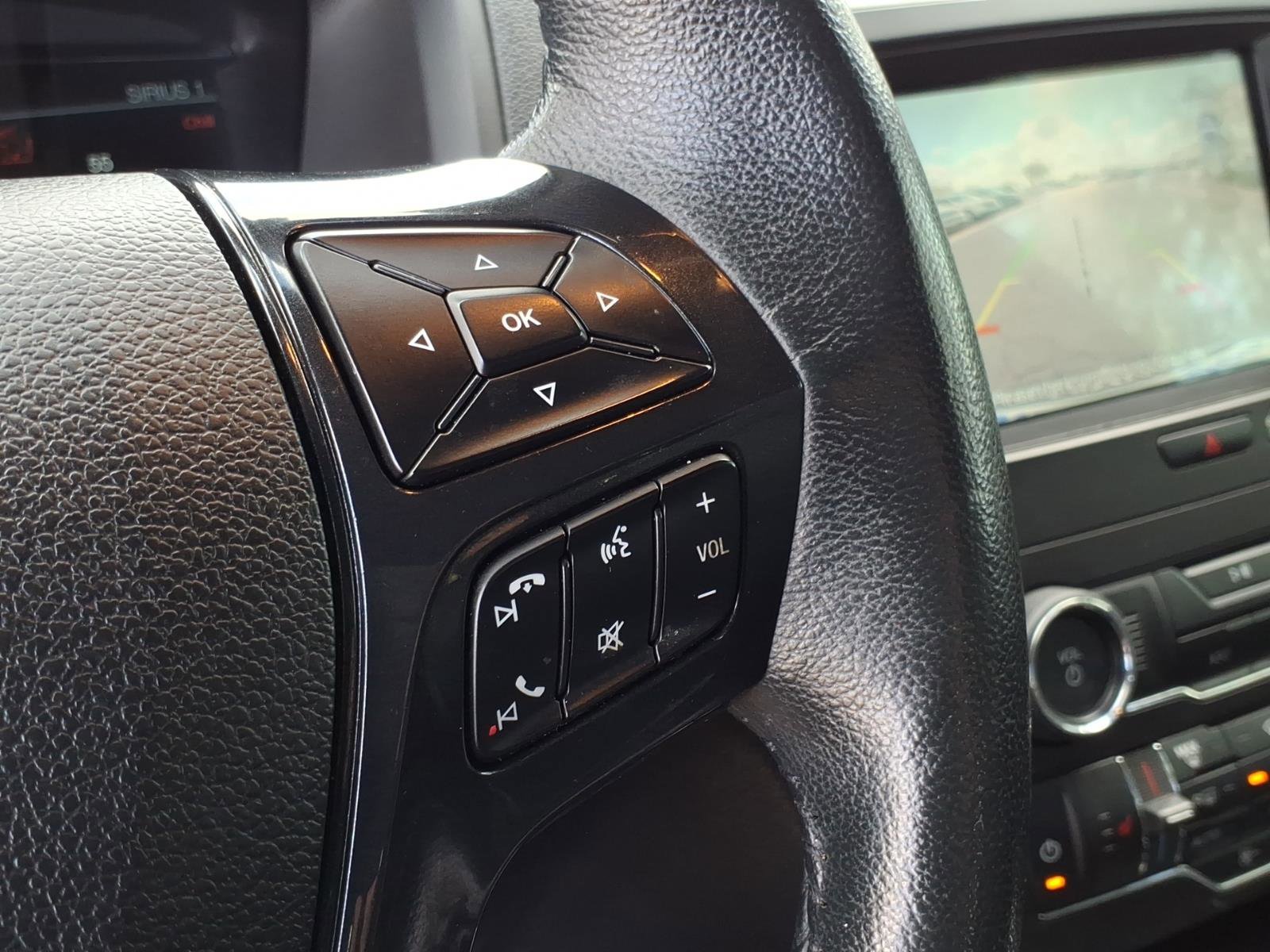 Used 2018 Ford Explorer XLT w/ Equipment Group 202A image 35