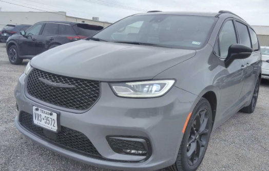 Used 2025 Chrysler Pacifica Limited