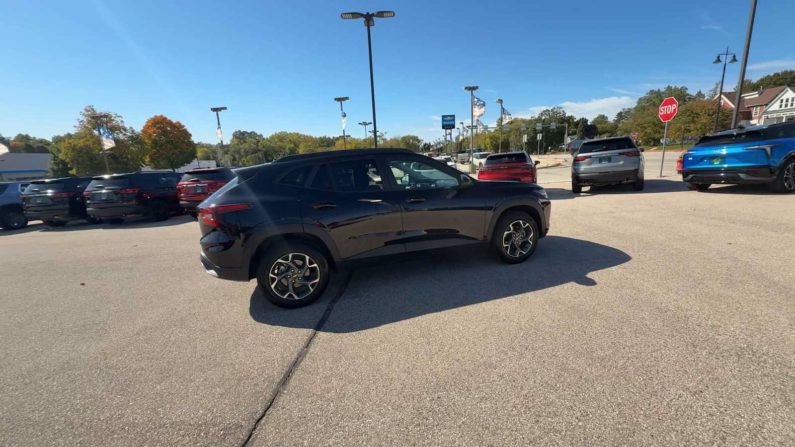 Certified 2024 Chevrolet Trax LT w/ Sunroof Package FWD image 8