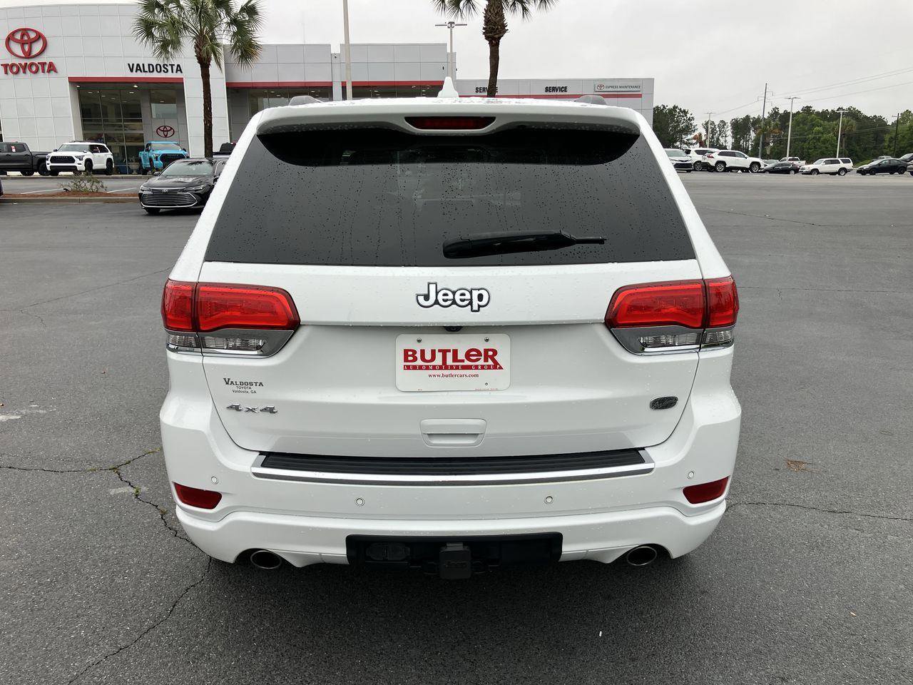 Used 2020 Jeep Grand Cherokee Overland AWD/4WD image 4