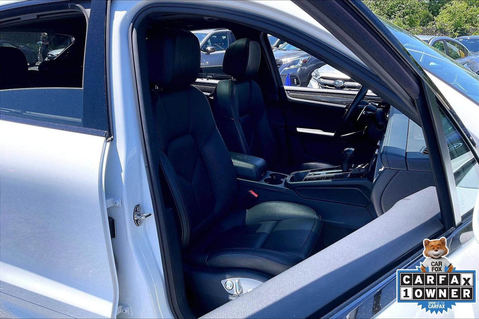 Used 2023 Porsche Macan S AWD/4WD image 7