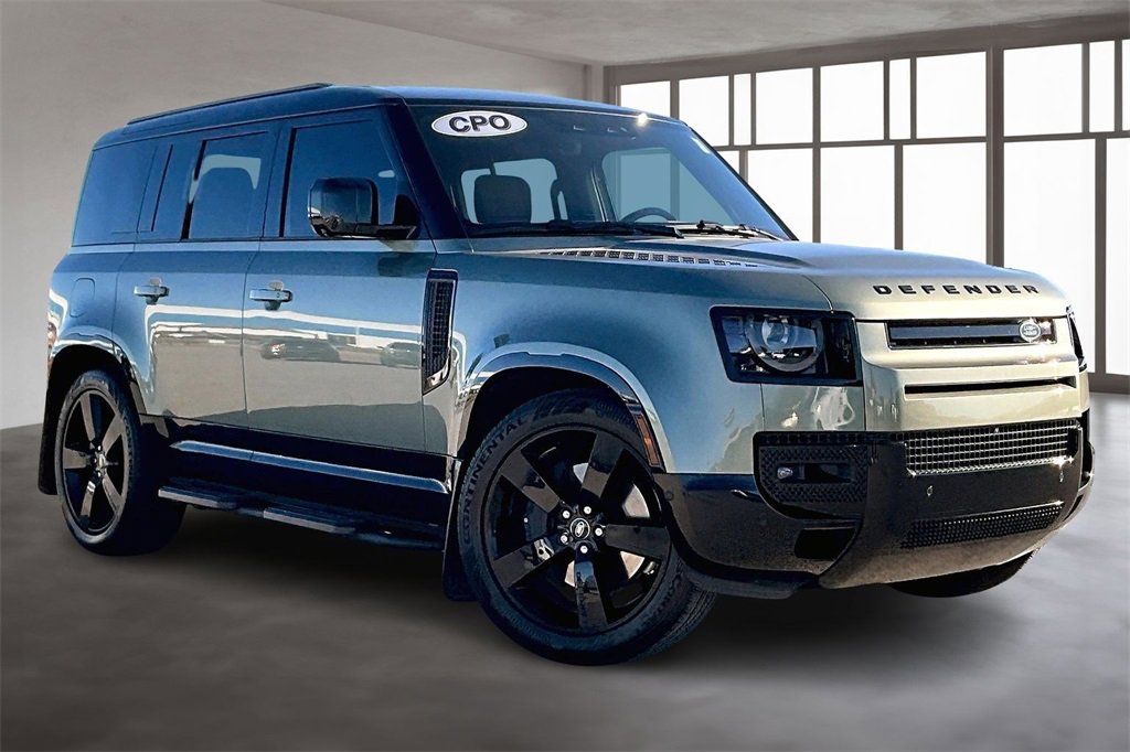 Certified 2025 Land Rover Defender 110 X-Dynamic SE image 11