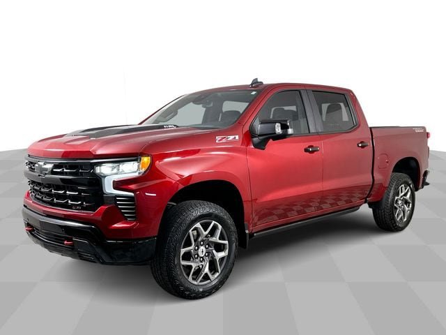 Used 2025 Chevrolet Silverado 1500 LT Trail Boss w/ Convenience Package II AWD/4WD image 1