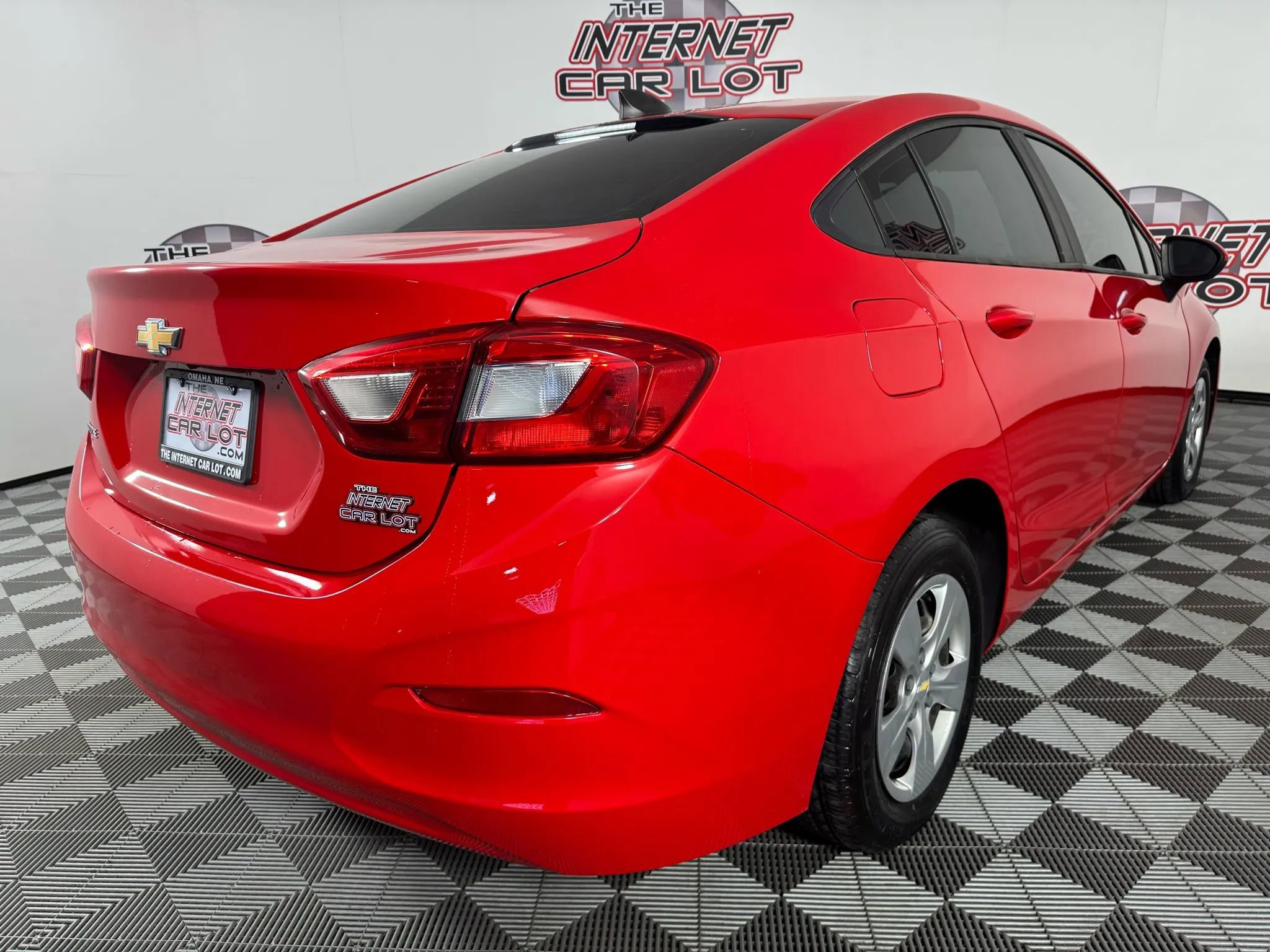 Used 2018 Chevrolet Cruze LS image 24