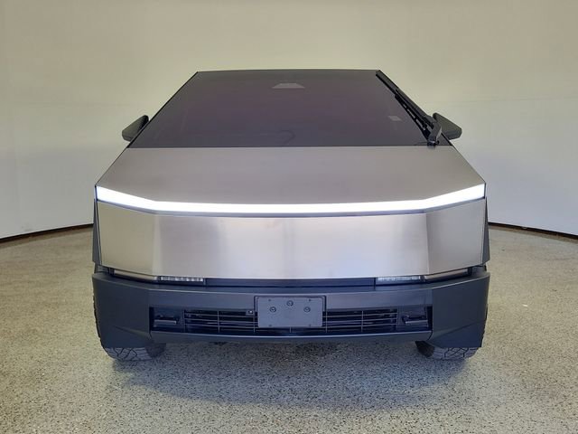 Used 2024 Tesla Cybertruck AWD Crew Cab image 3