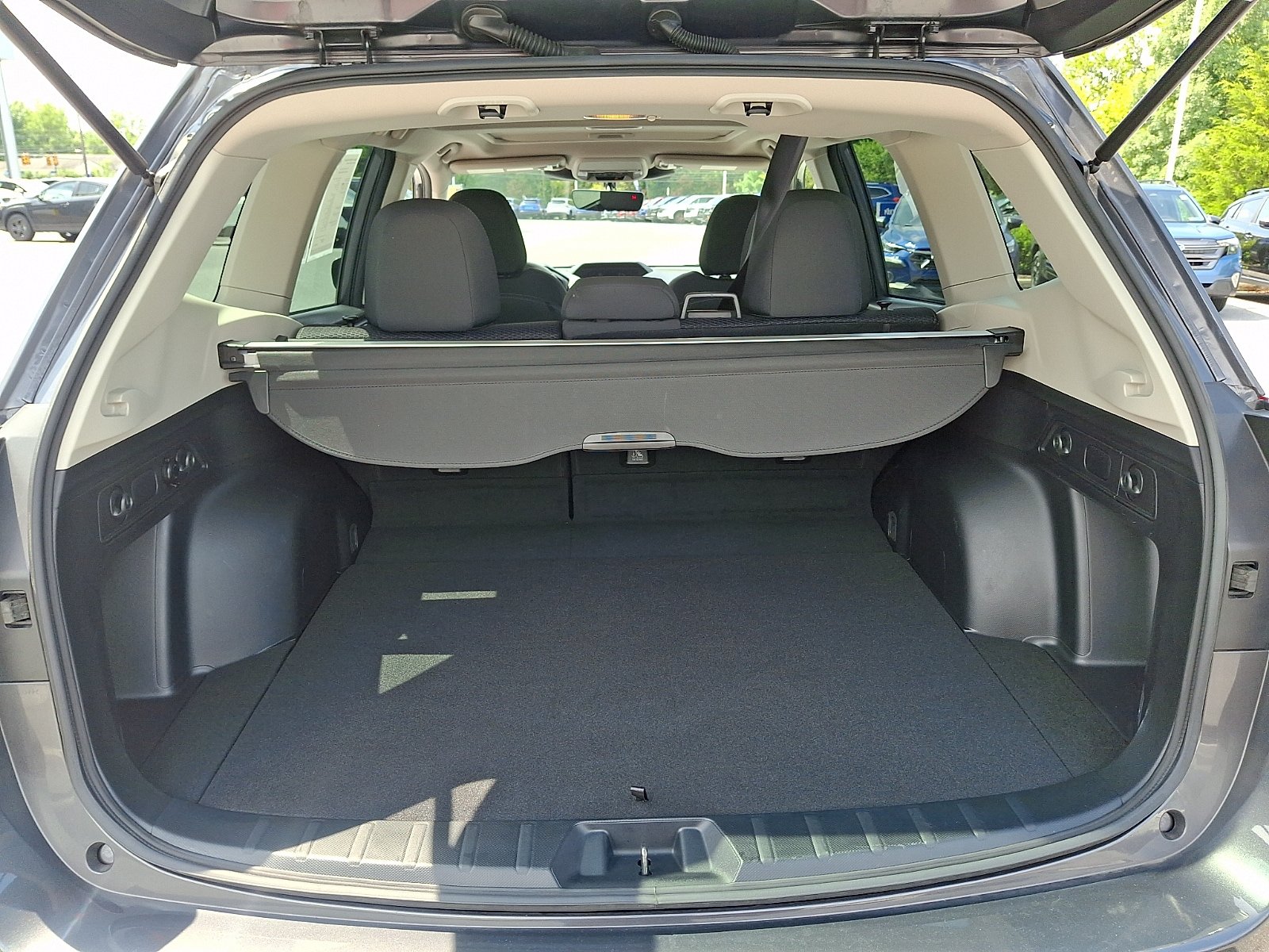 Certified 2023 Subaru Forester Premium AWD/4WD image 30