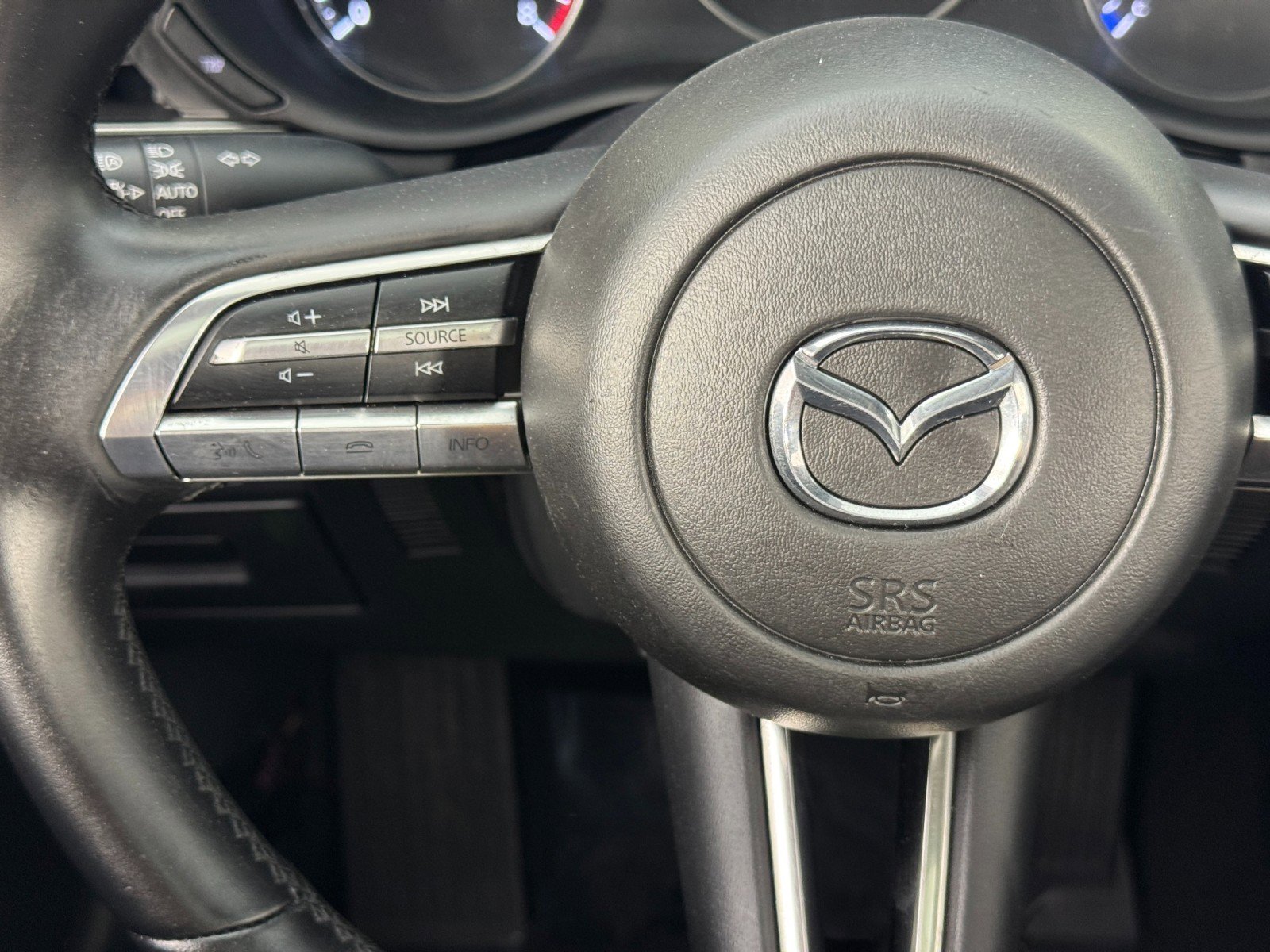 Used 2023 MAZDA MAZDA3 s image 20