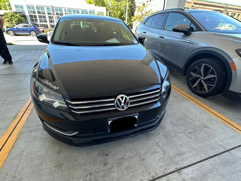 Used 2013 Volkswagen Passat 2.5 SE FWD image 2