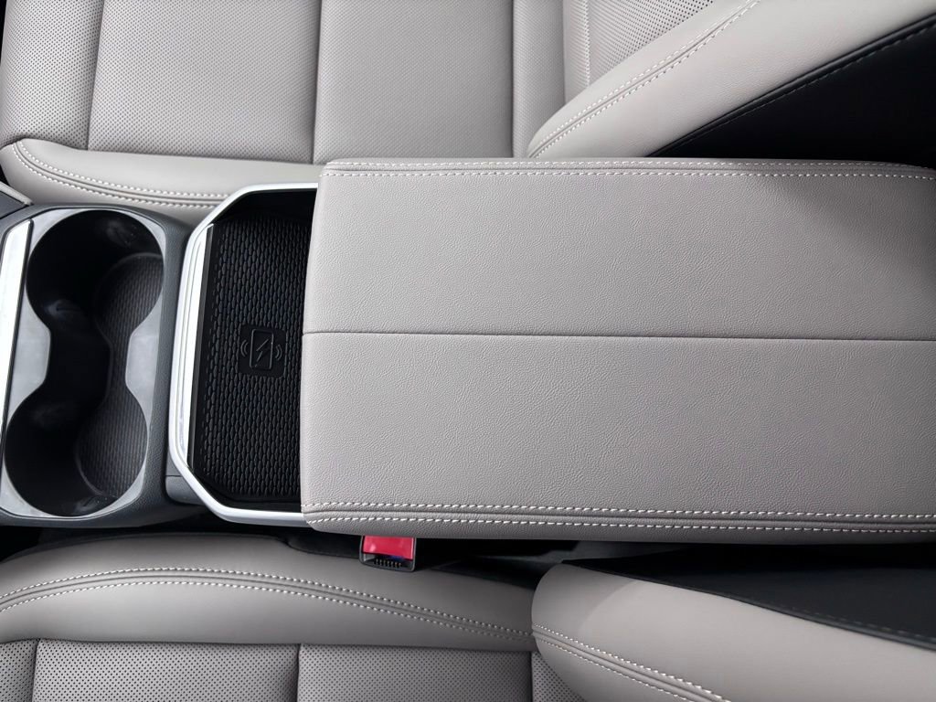 New 2026 GMC Terrain Elevation w/ Elevation Premium Package image 29