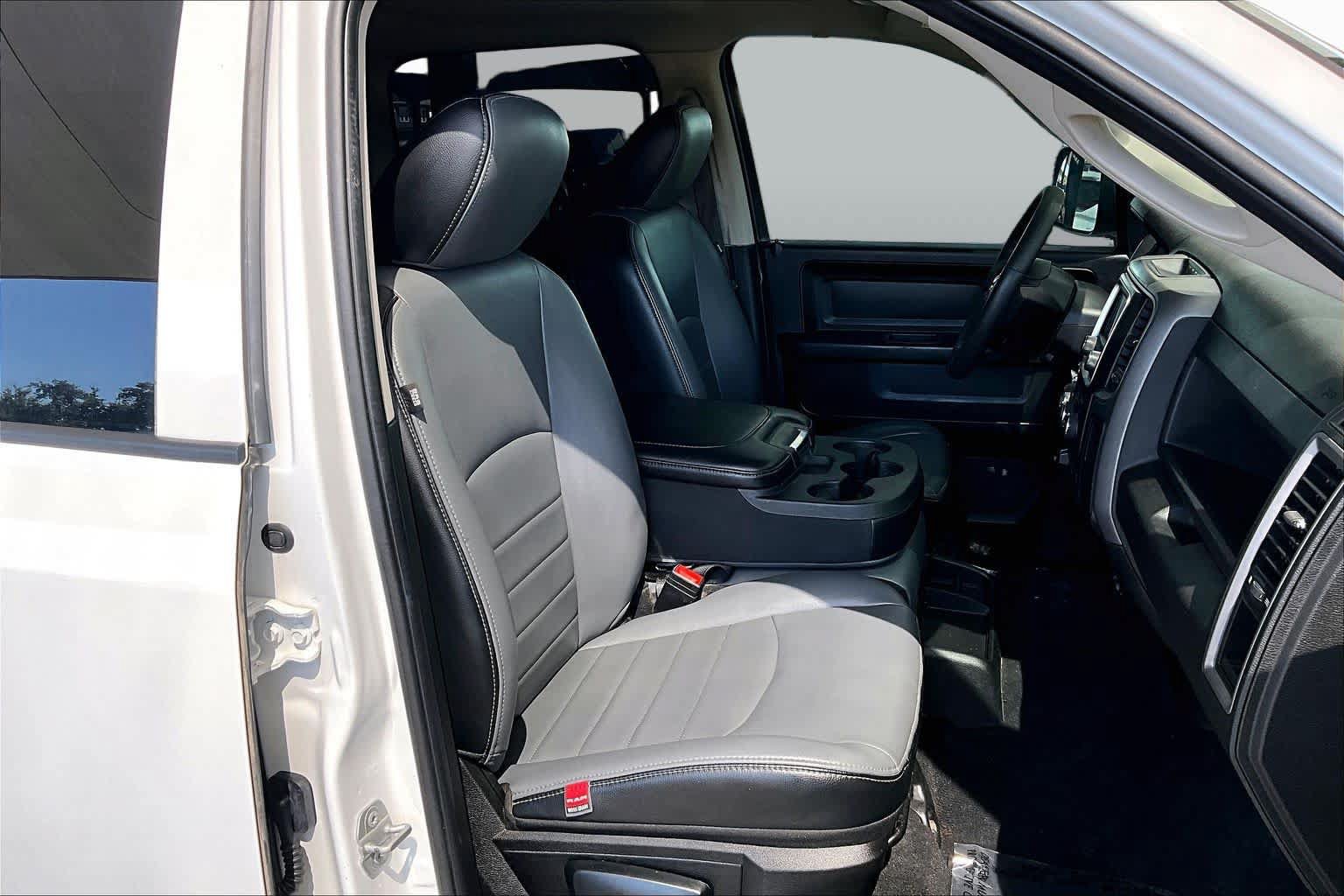 Used 2022 RAM 1500 Tradesman w/ Trailer Tow Group AWD/4WD image 9