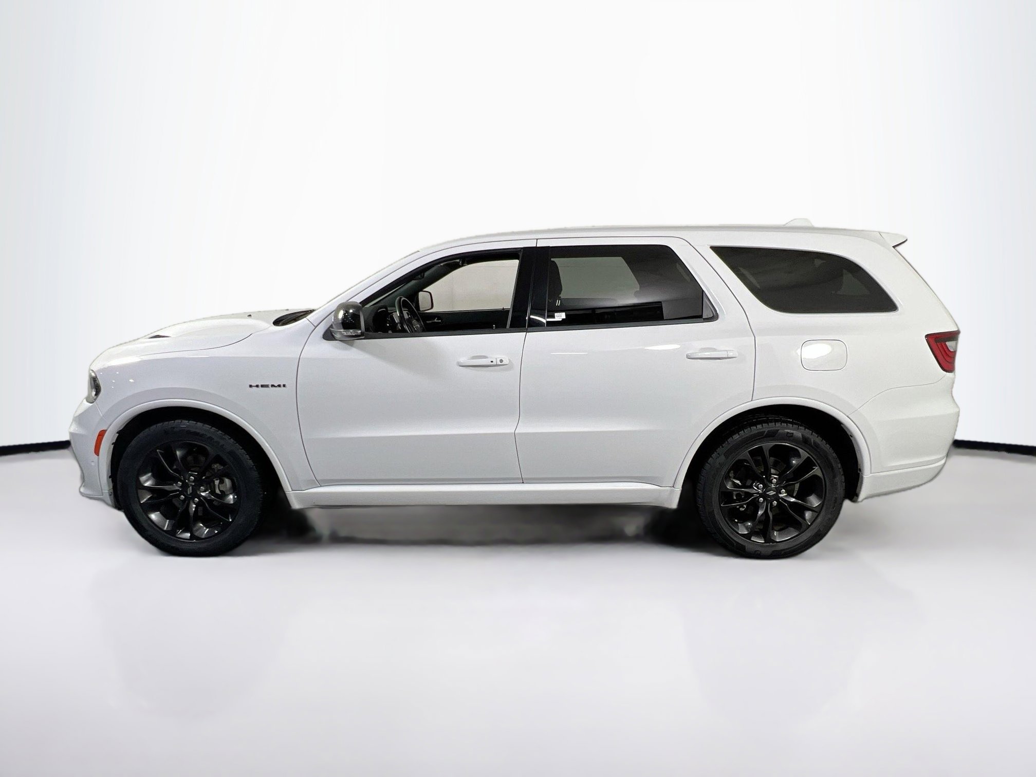 Used 2022 Dodge Durango R/T w/ Blacktop Package image 8