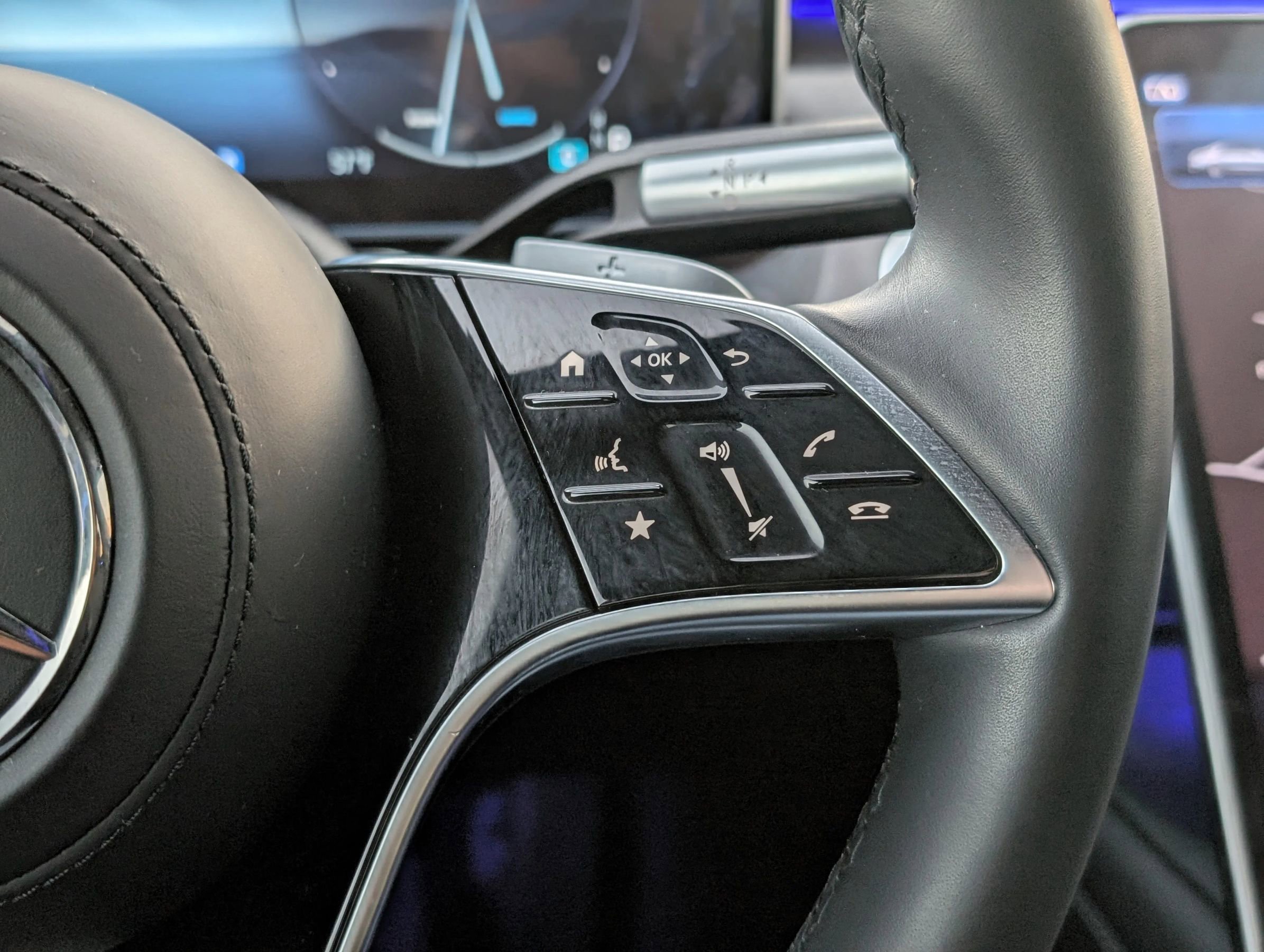 Used 2023 Mercedes-Benz S 580 4MATIC Sedan image 32