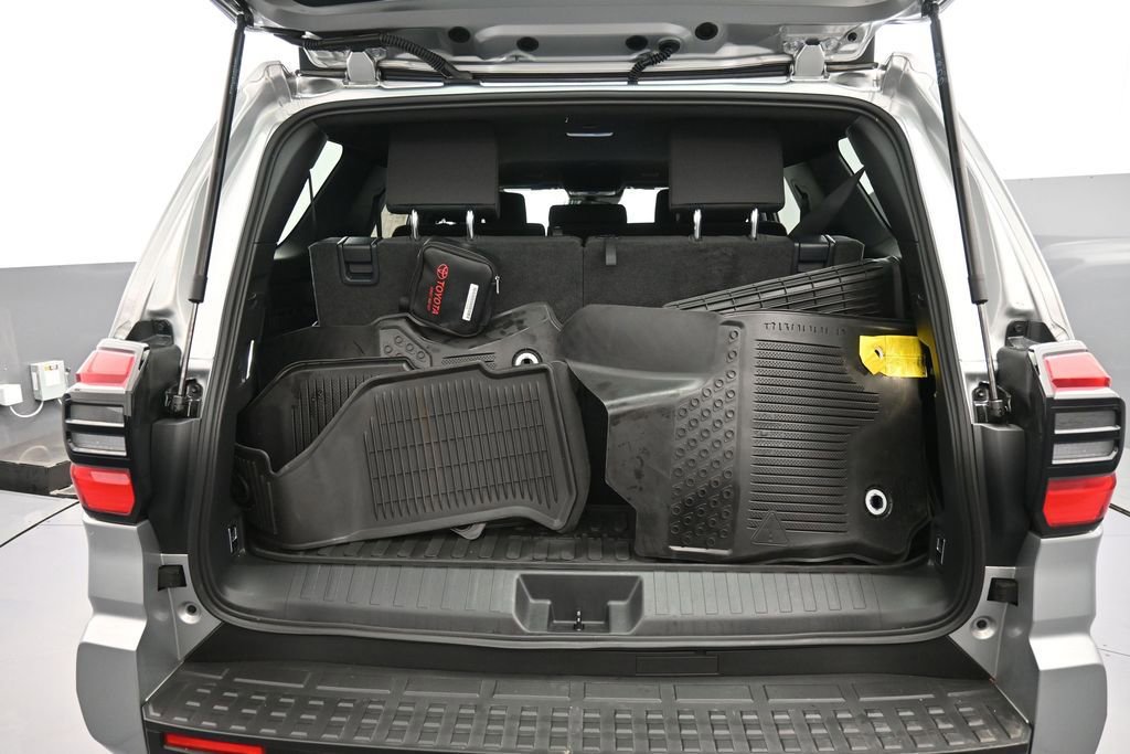 New 2026 Toyota 4Runner SR5 AWD/4WD image 23