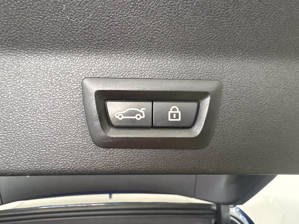 Used 2018 BMW X3 xDrive30i AWD/4WD image 31