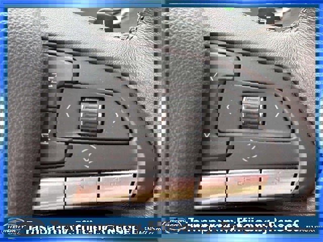 Used 2023 Cadillac XT4 Luxury w/ Cold Weather Package image 21