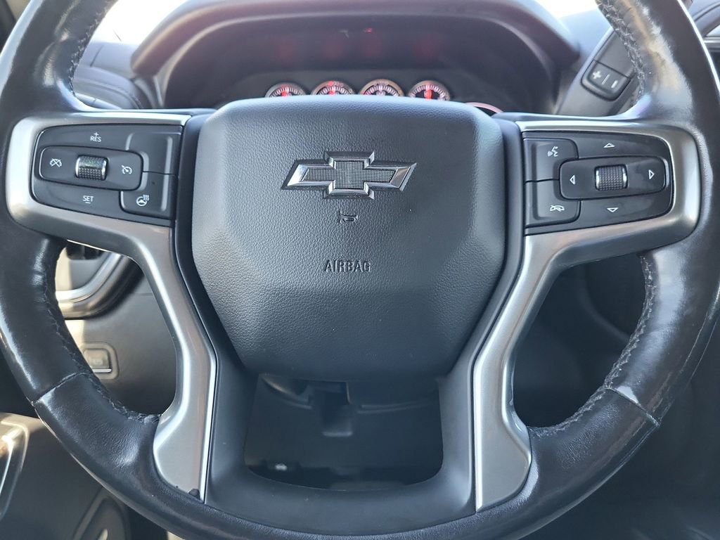 Used 2019 Chevrolet Silverado 1500 LT Trail Boss AWD/4WD image 18